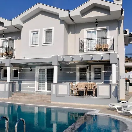 Hanimeli With 60m2 Pool, Sleeps 12 * Мугла