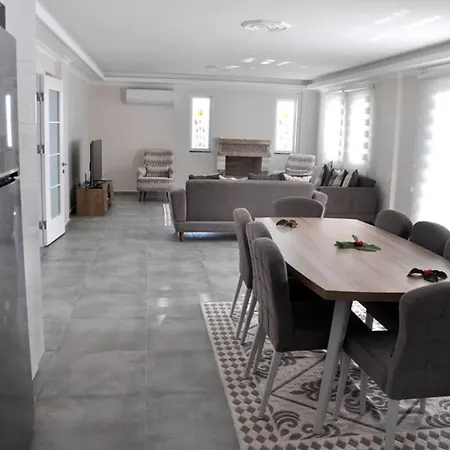 Hanimeli With 60m2 Pool, Sleeps 12 *