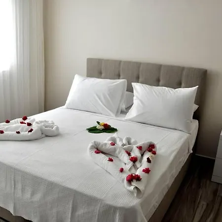 Вилла Hanimeli With 60m2 Pool, Sleeps 12
