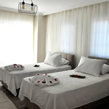Hanimeli With 60m2 Pool, Sleeps 12 Βίλα Μούγκλα